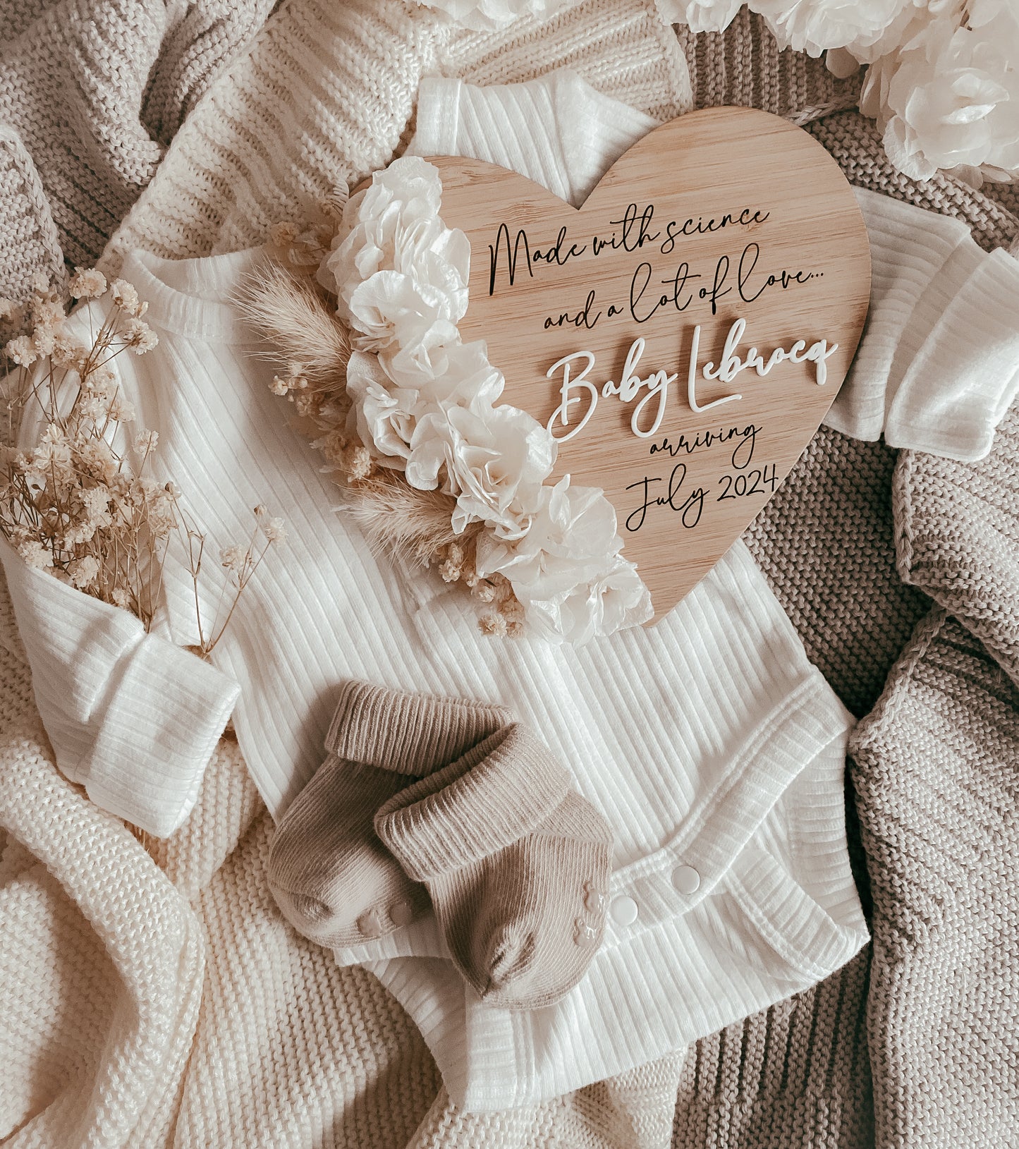 Digital file pregnancy announcement