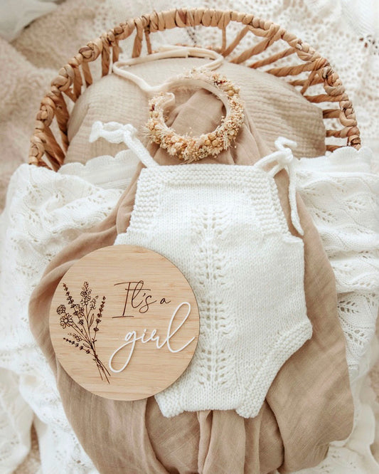 It’s a girl birth announcement sign