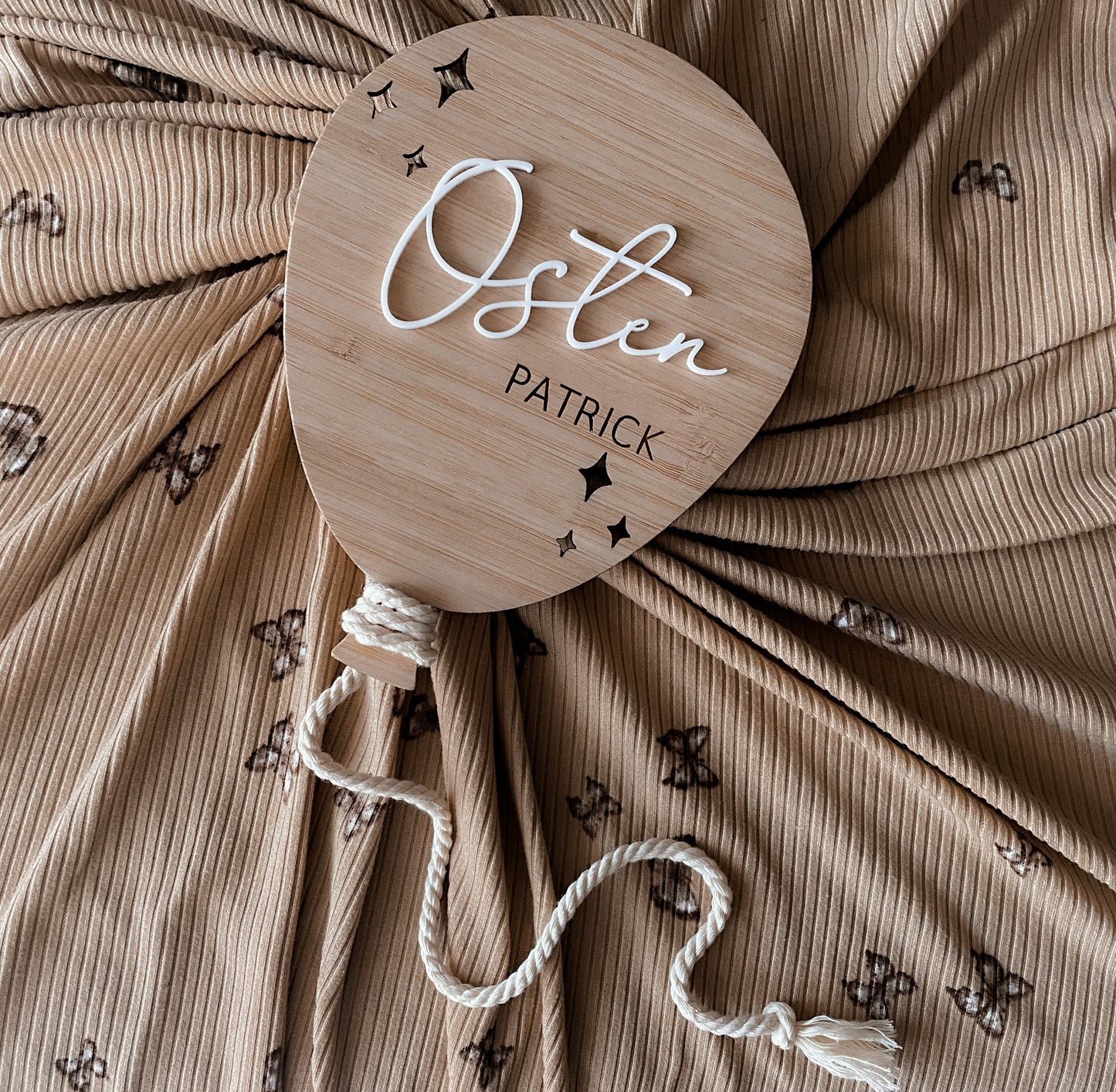 Balloon personalised birth announcement