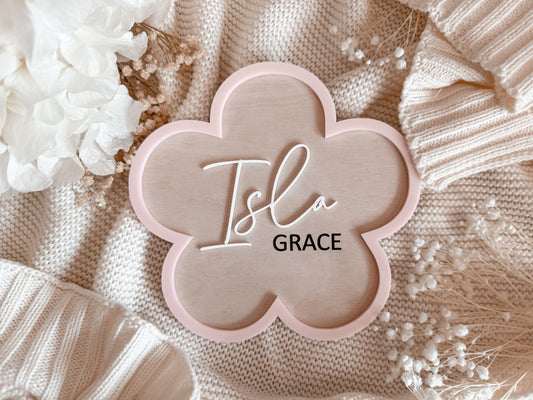 Flower shaped birth announcement