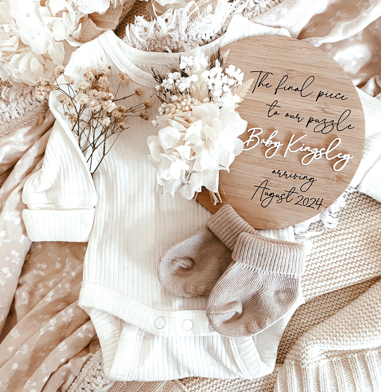 Digital file pregnancy announcement