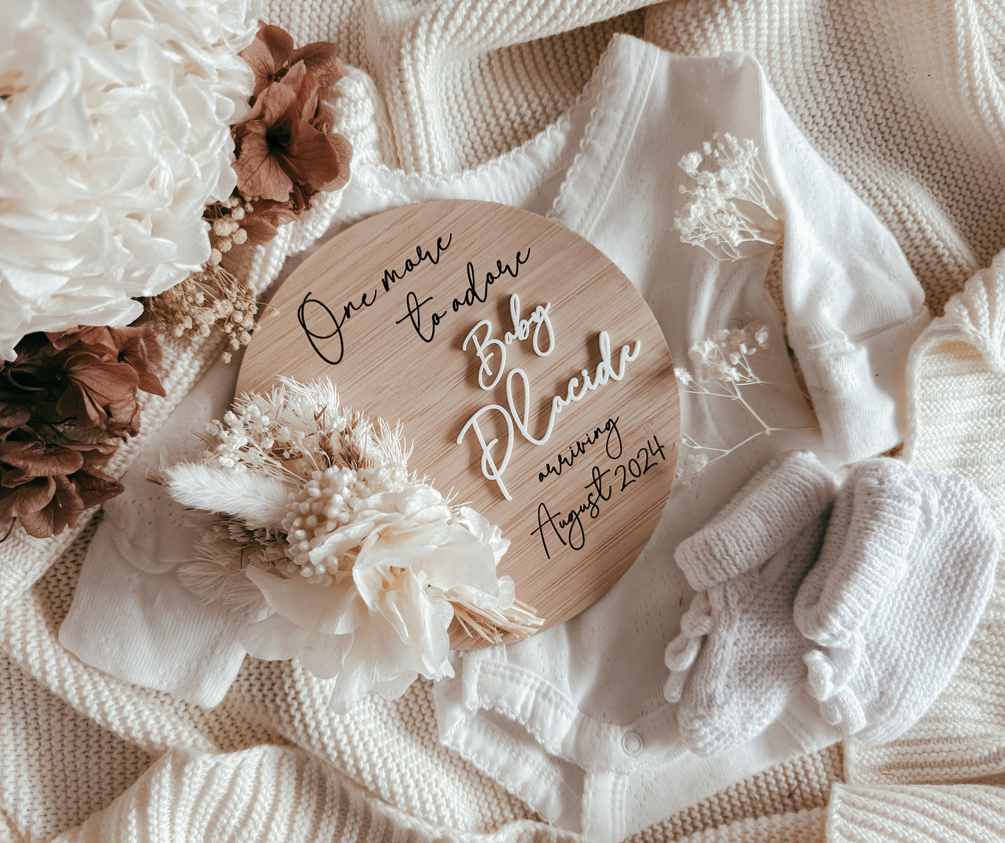 Digital file pregnancy announcement