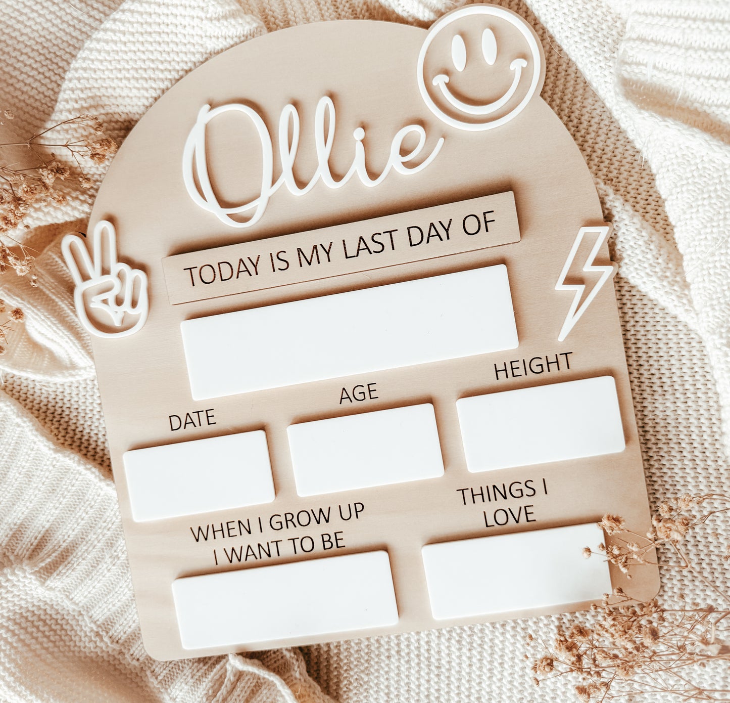 First and last day boards personalised designs