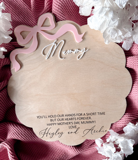 Bow scallop edge standing hand print display Mother’s Day sign large version
