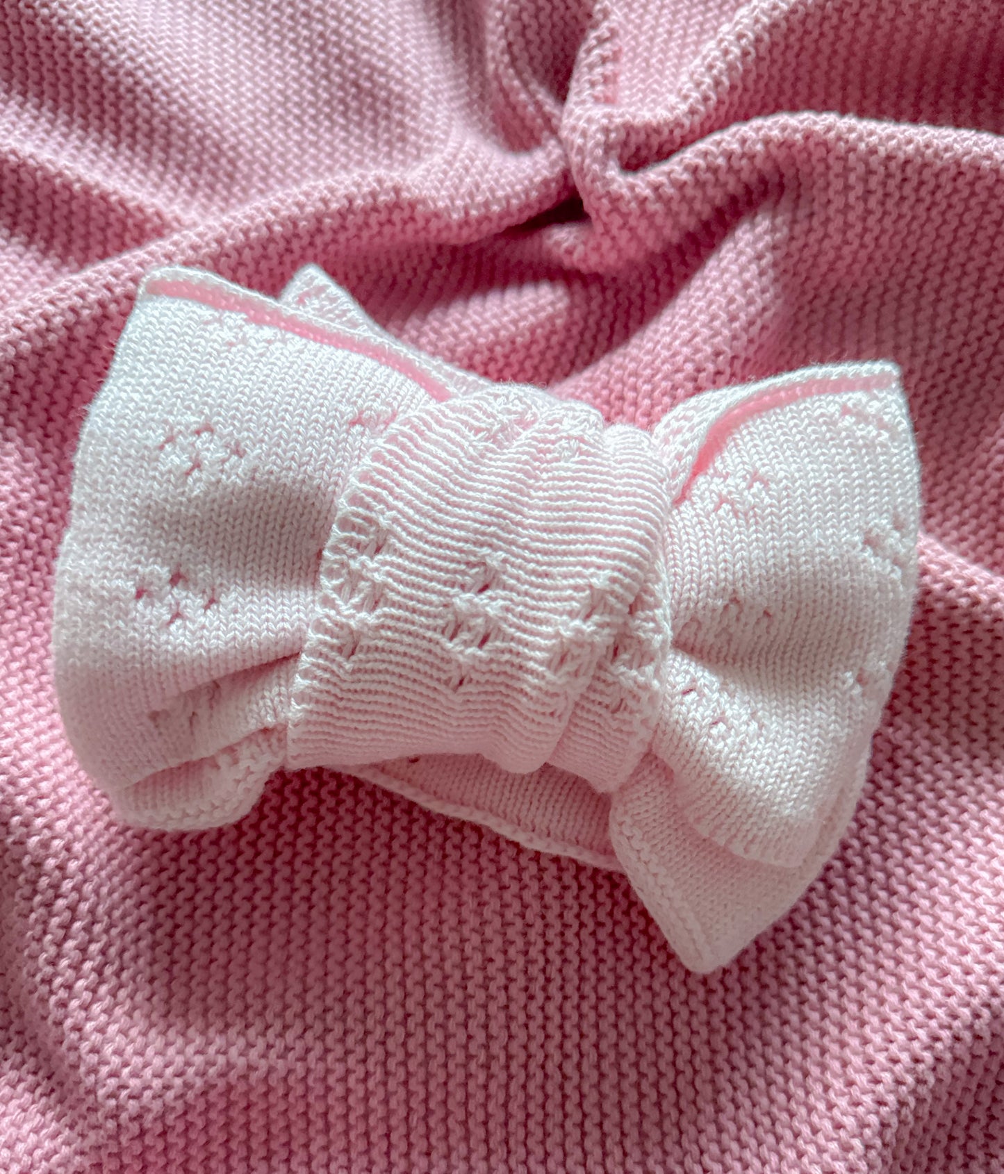 Oversized pointelle pattern pink baby bow