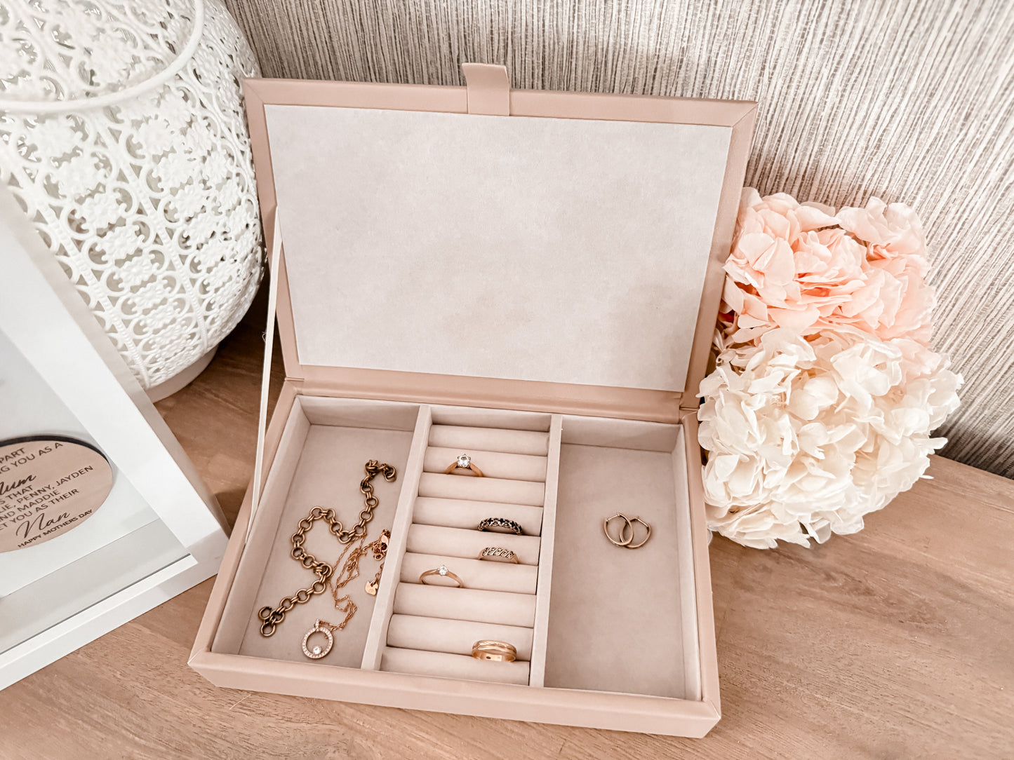 *SECONDS* Mother’s Day jewellery boxes