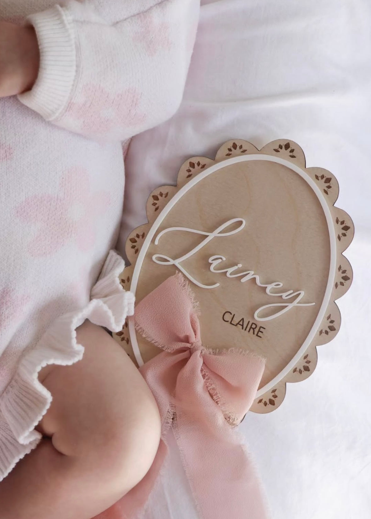 Scallop edge lace patterned birth announcement sign
