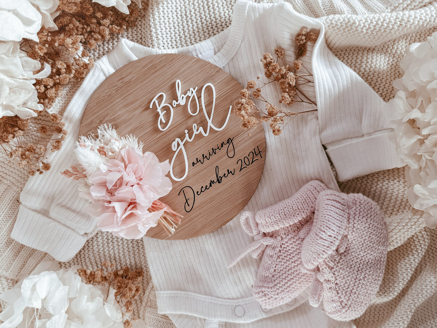 Digital file pregnancy announcement