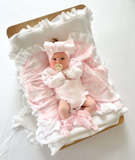 Flower pattern frill leg baby romper