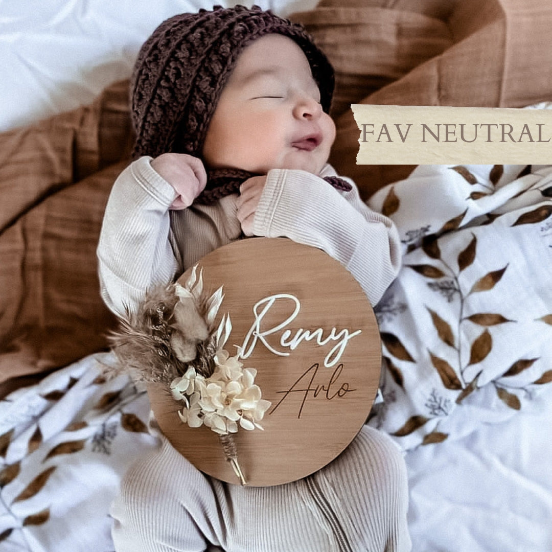 Dried flower birth announcement sign neutral flowers