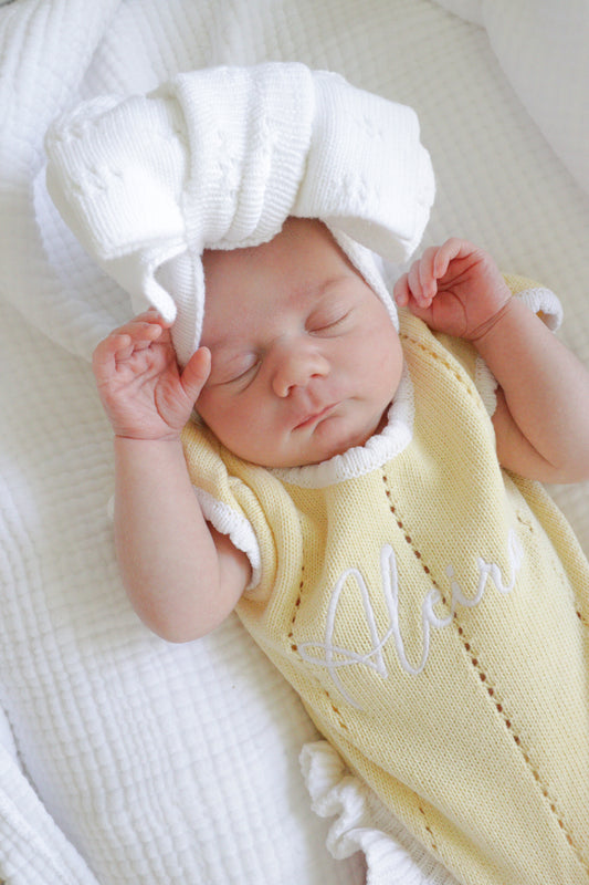 Yellow and white frill leg baby announcement outfit
