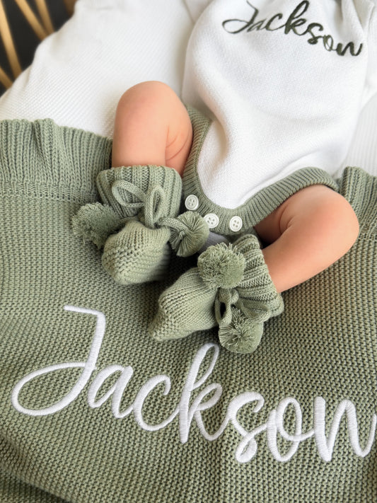Green pompom booties