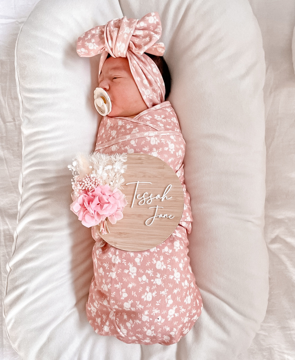 Dried floral birth announcement BRIGHT PINK AND WHITE