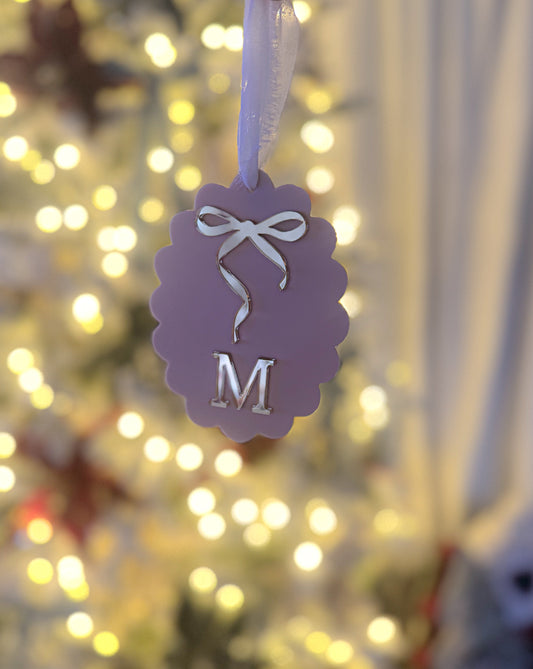 Scallop bow Christmas tree decoration