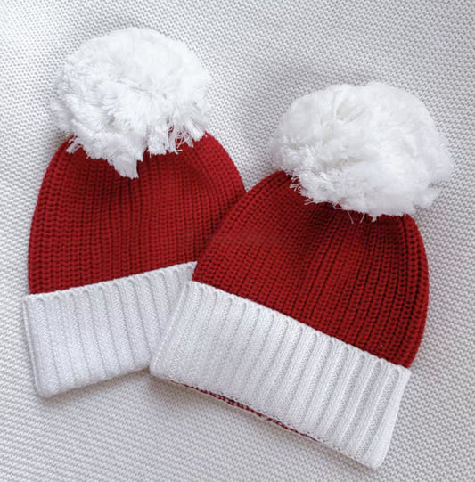 Christmas pompom hat