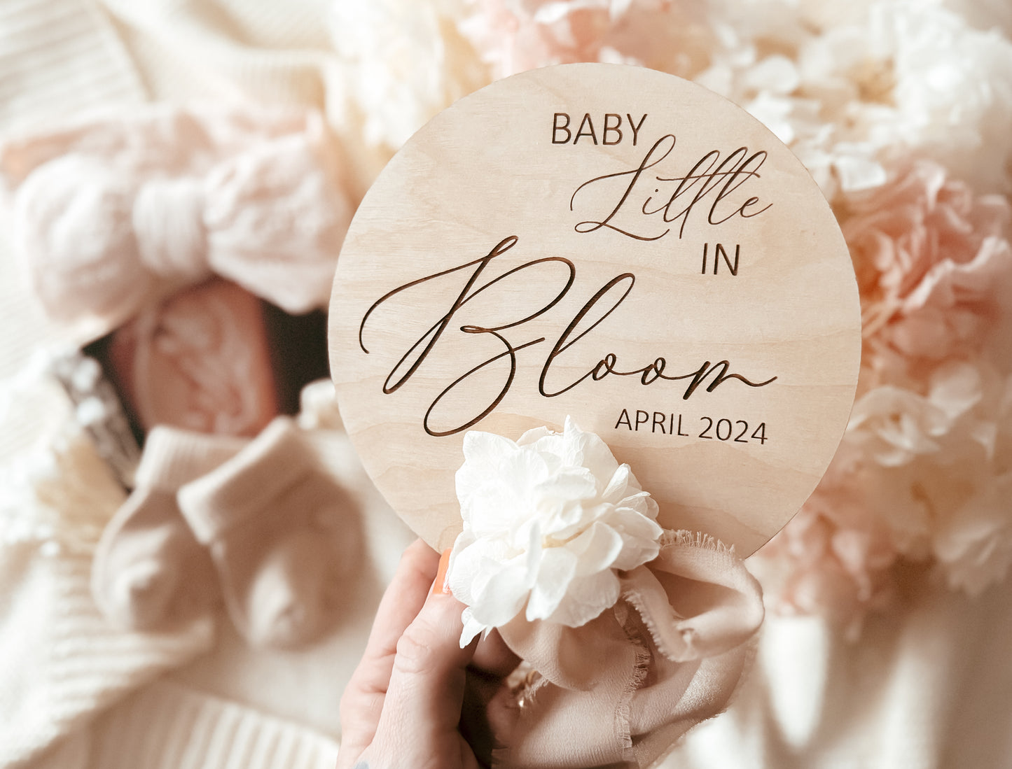 In bloom personalised pregnancy announcement