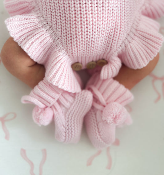 Baby pink pompom knit booties newborn