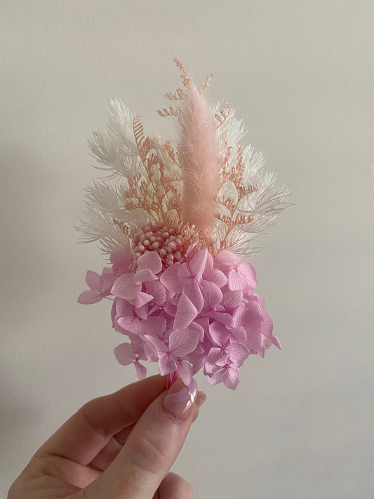 Any colour LARGE dried floral posie